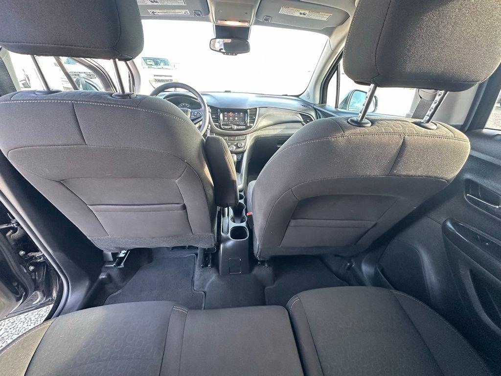 Used 2022 Chevrolet Trax LS w/ Tint and Cruise Package image 25