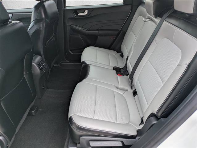 Used 2024 Ford Escape SE FWD image 17