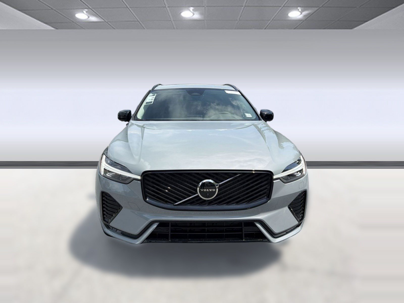 New 2026 Volvo XC60 B5 Plus w/ Climate Package AWD/4WD image 6