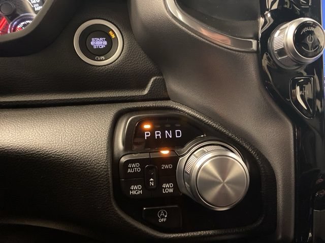Used 2023 RAM 1500 Laramie AWD/4WD image 17