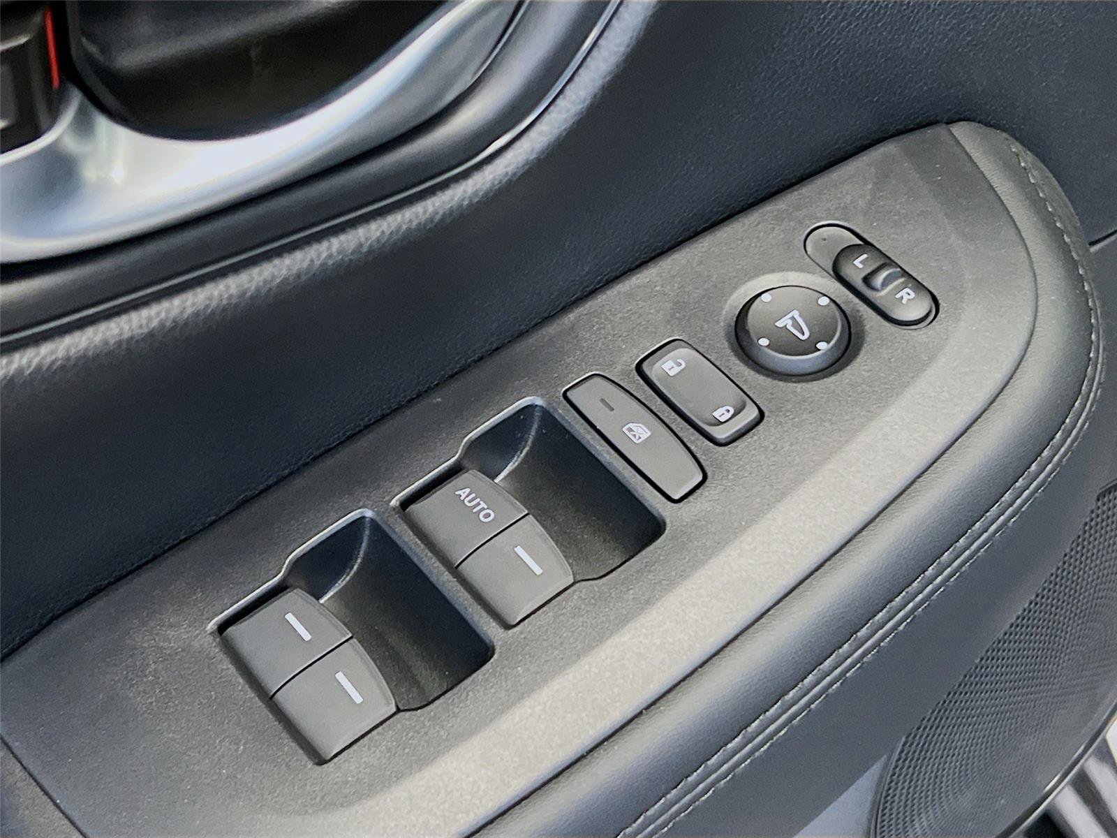 New 2026 Honda HR-V LX image 19