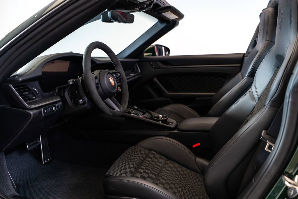 Used 2026 Porsche 911 Targa 4 GTS image 13