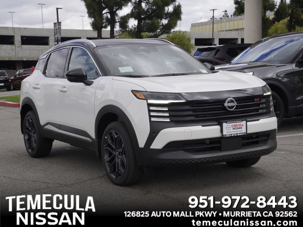 New 2026 Nissan Kicks SR FWD image 1