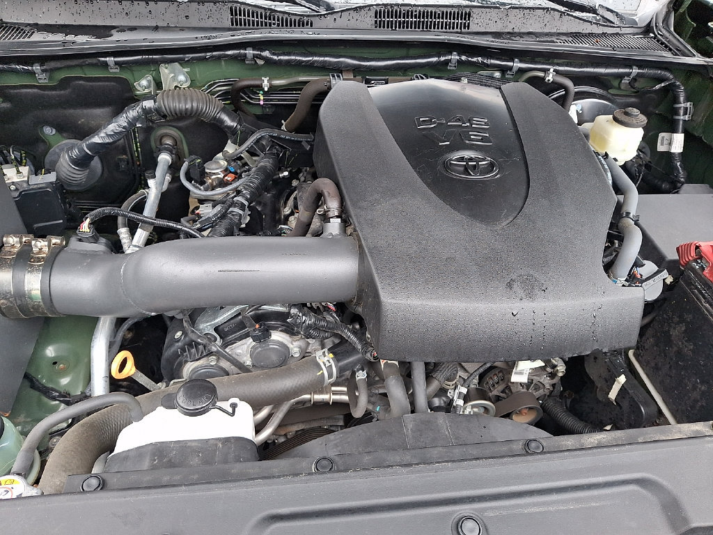 Used 2021 Toyota Tacoma TRD Sport AWD/4WD image 28