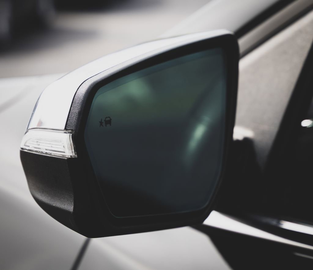 Used 2018 Chevrolet Equinox Premier image 29