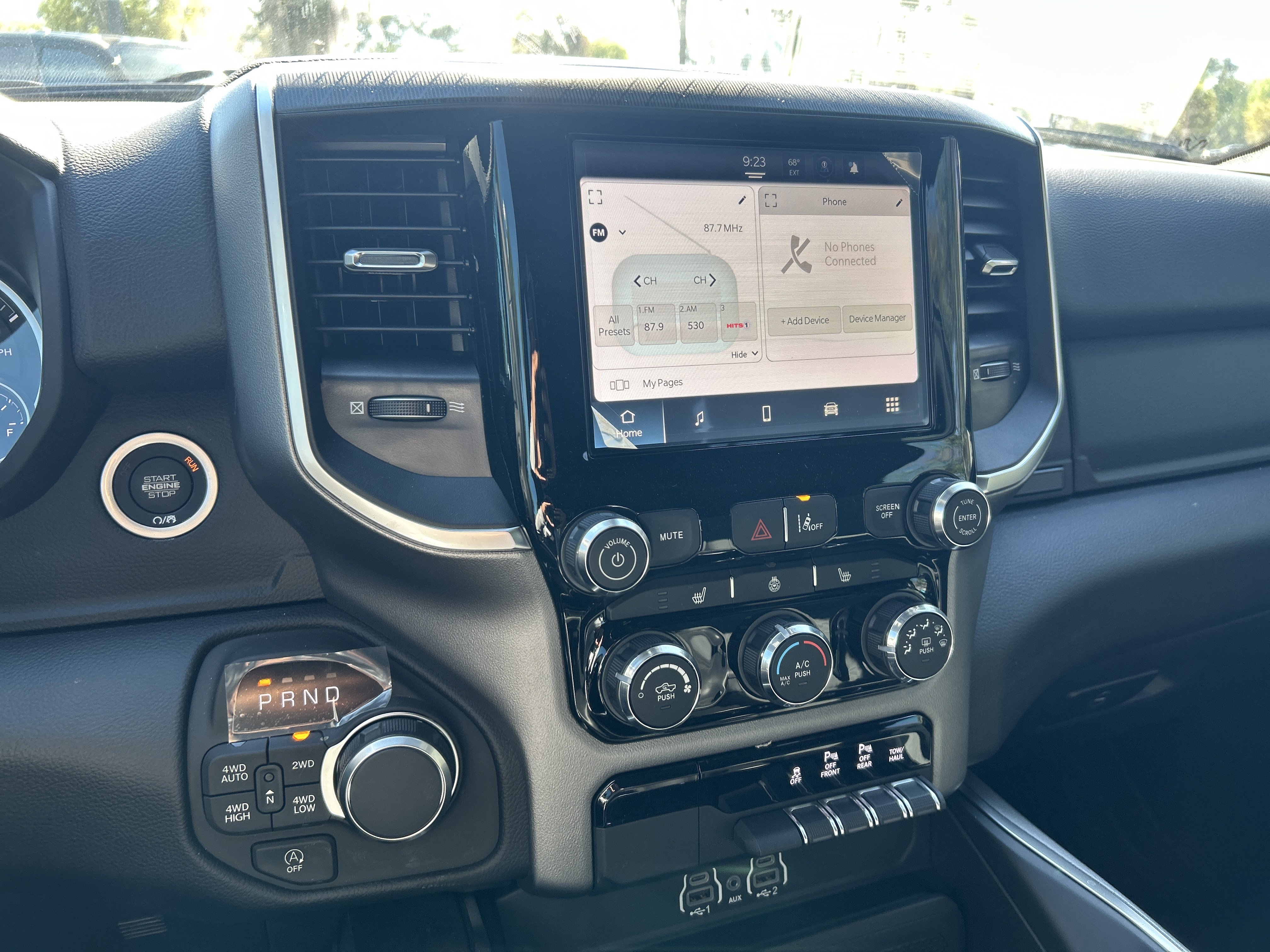 New 2026 RAM 1500 4x4 Crew Cab image 24