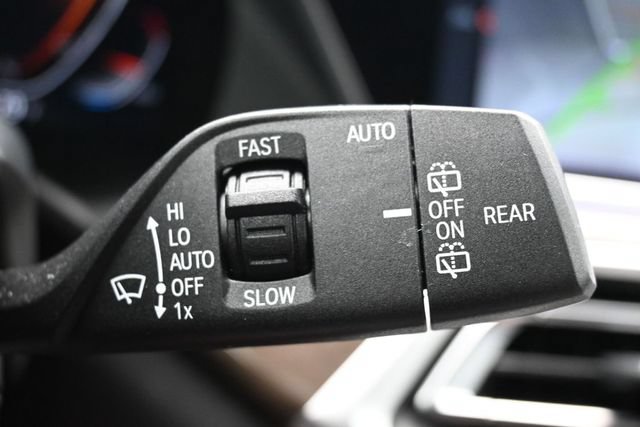 Used 2021 BMW X5 xDrive40i w/ M Sport Package AWD/4WD image 26