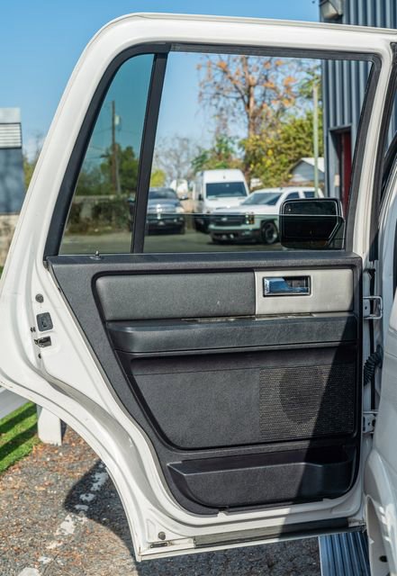 Used 2017 Ford Expedition Limited w/ Equipment Group 301A image 33