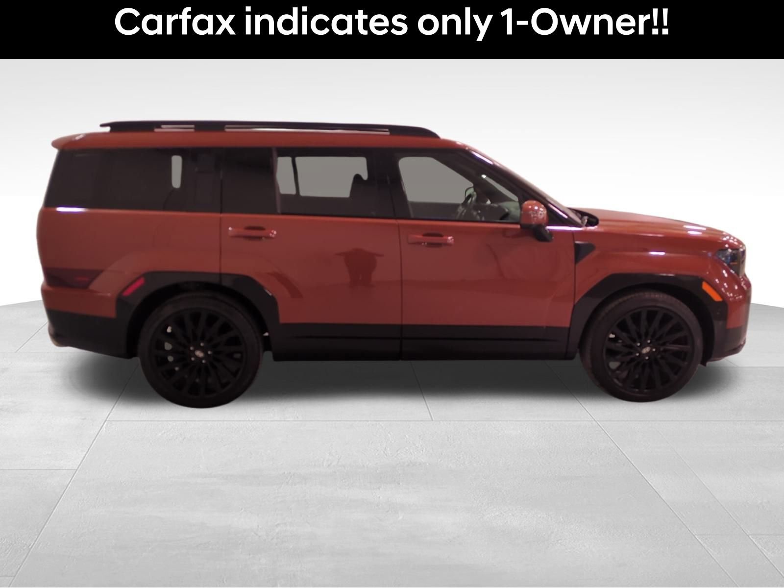 Used 2024 Hyundai Santa Fe Calligraphy image 2