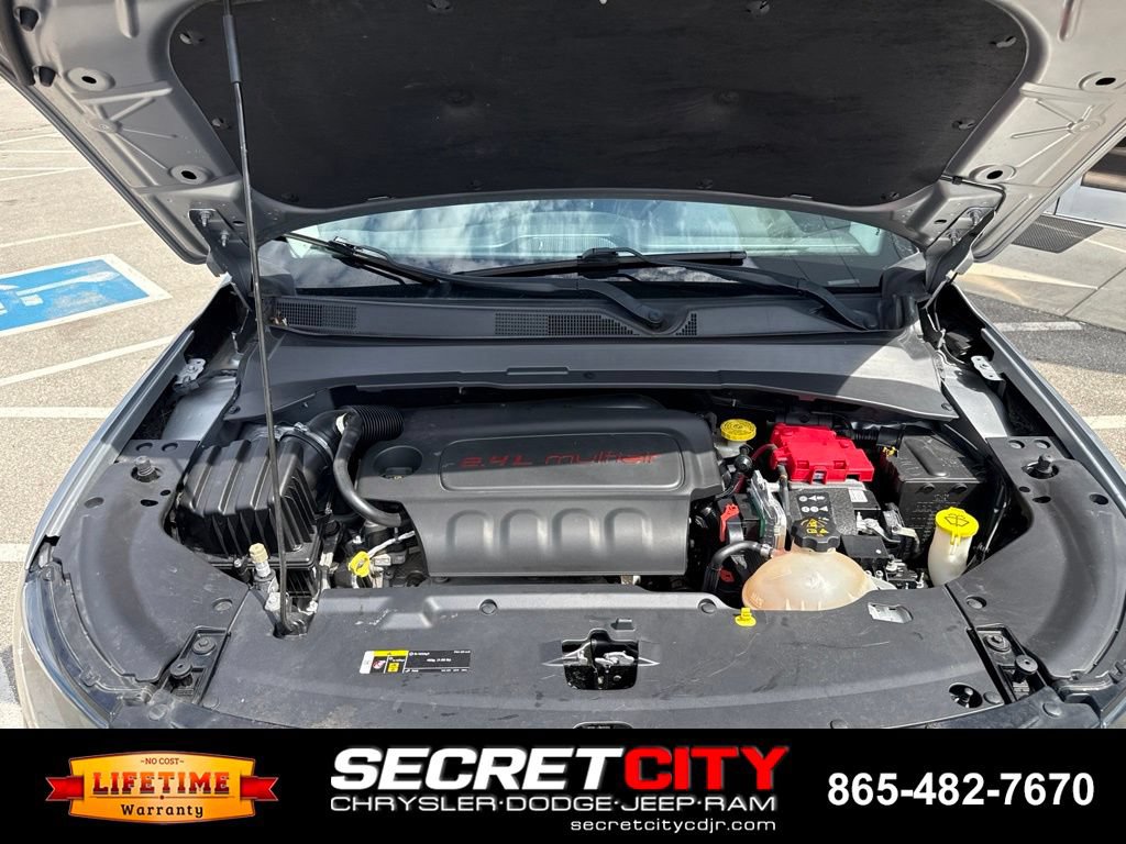 Used 2021 Jeep Compass Trailhawk AWD/4WD image 37