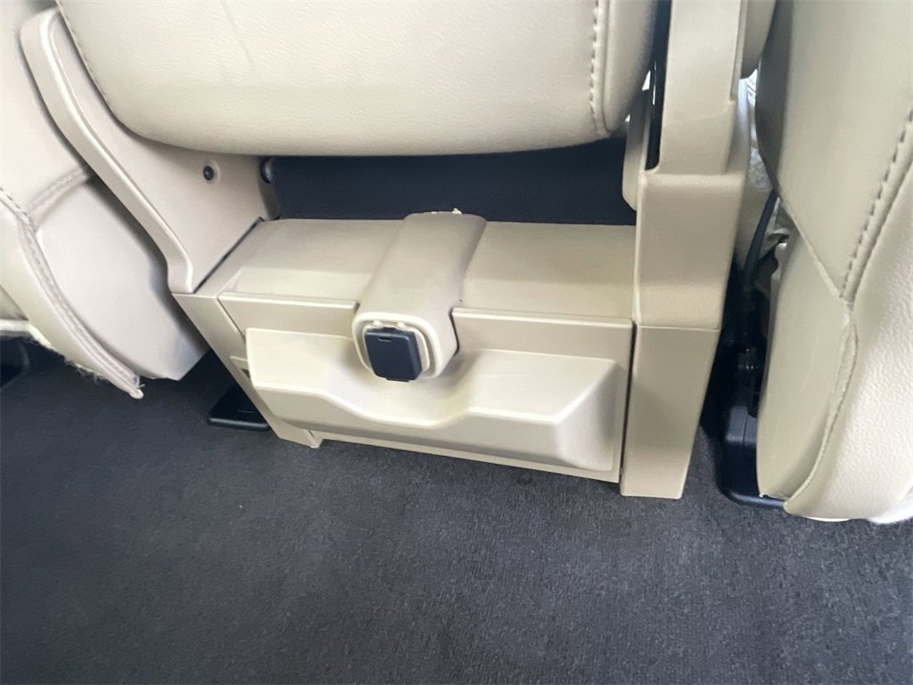 Used 2018 Ford F150 Lariat w/ Equipment Group 501A Mid image 24