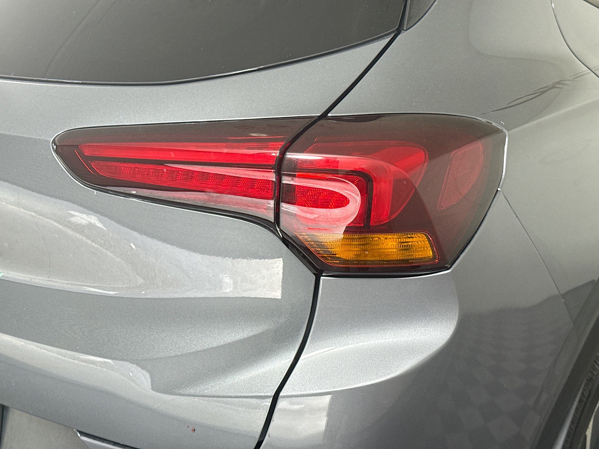 Used 2022 Buick Encore GX Essence w/ Advanced Technology Package image 34