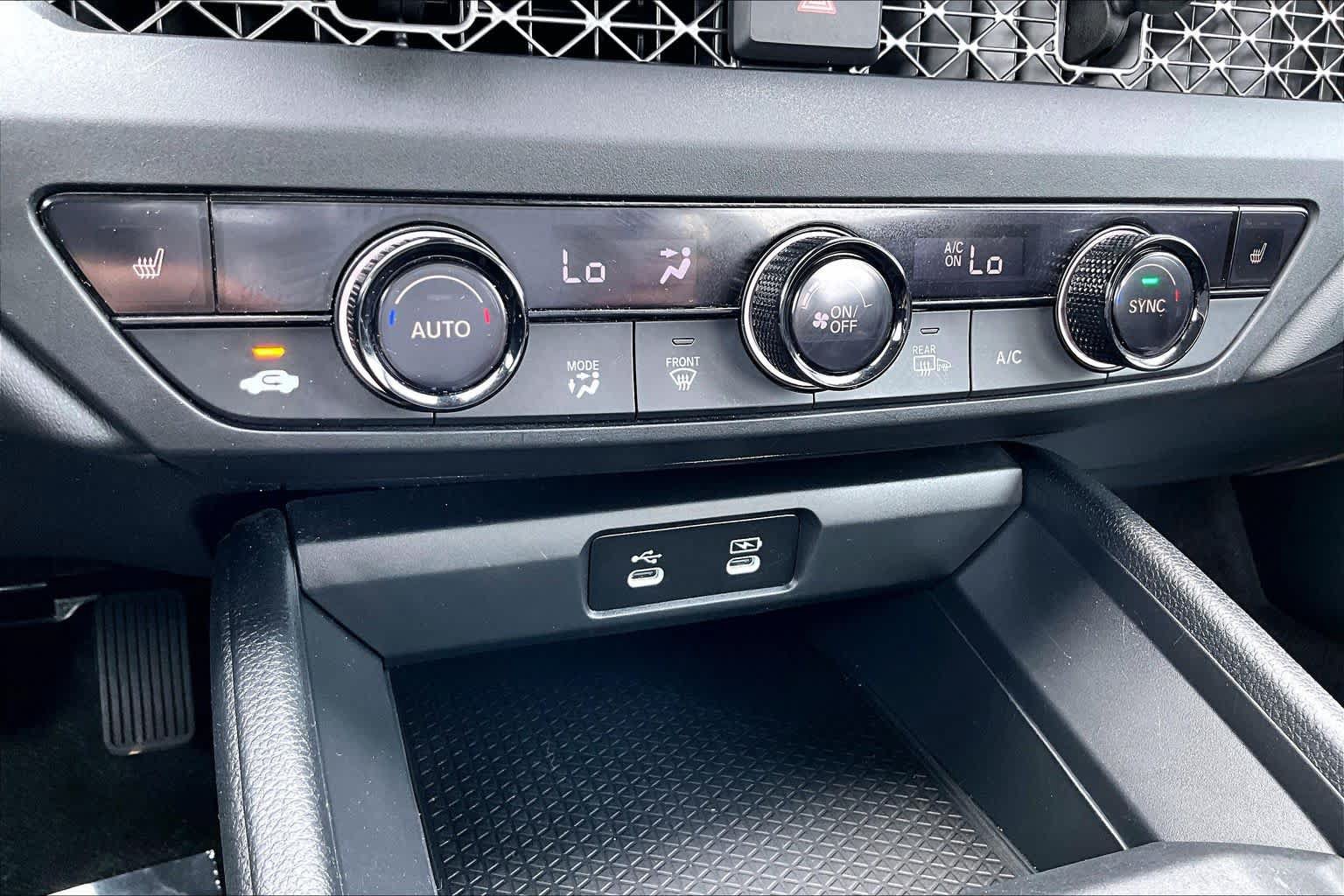 Used 2023 Honda Accord EX image 31