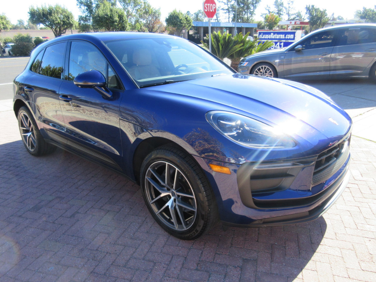 Used 2024 Porsche Macan image 73
