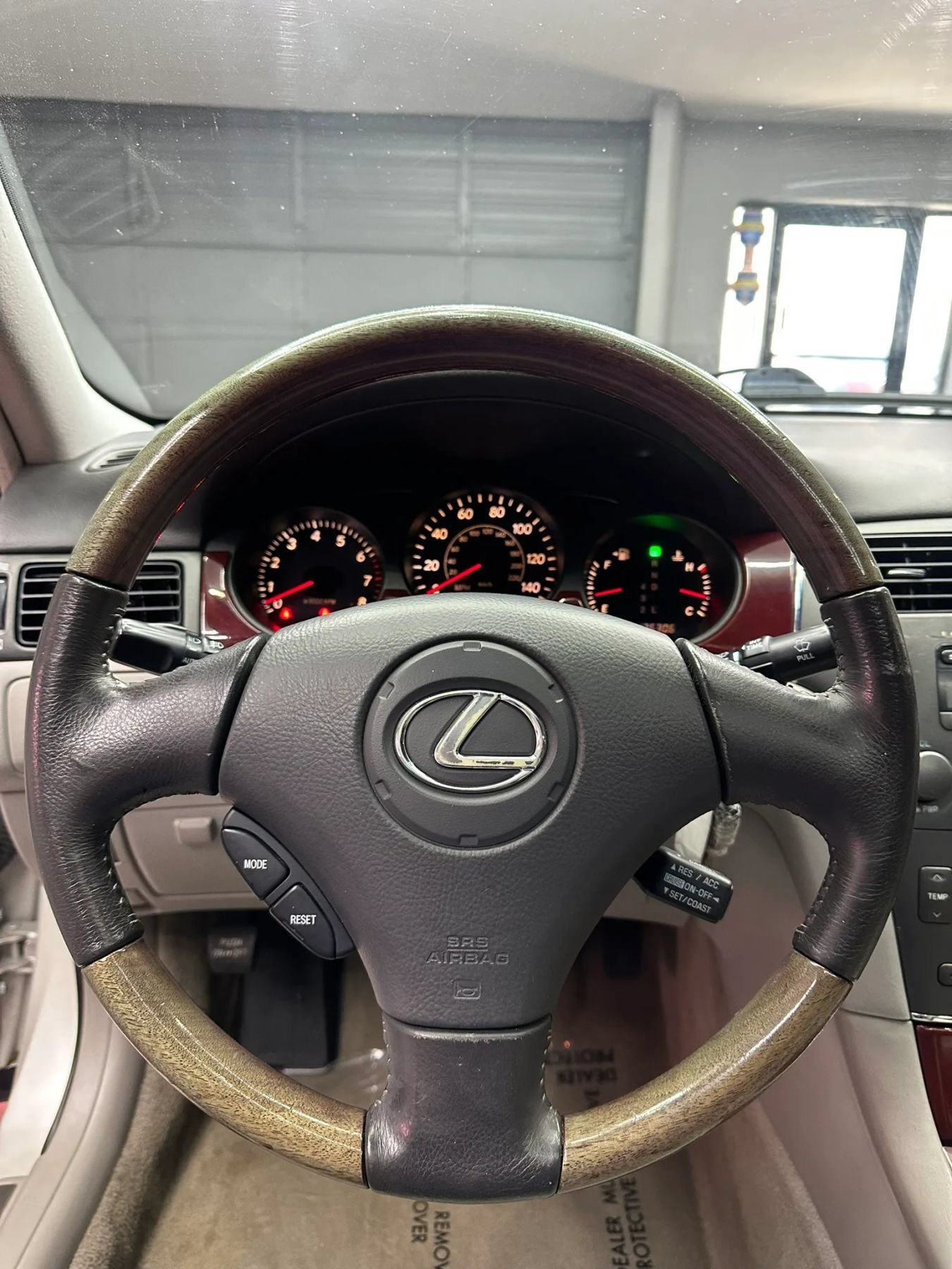 Used 2002 Lexus ES 330 FWD image 13