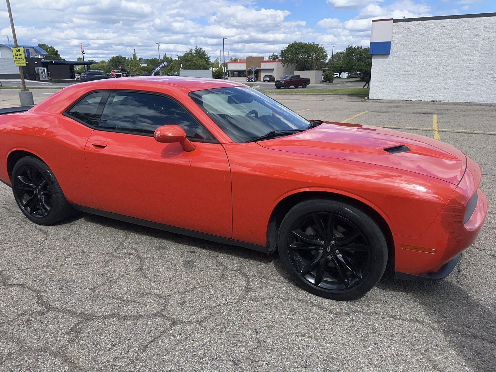 Used 2018 Dodge Challenger SXT w/ Blacktop Package RWD image 22