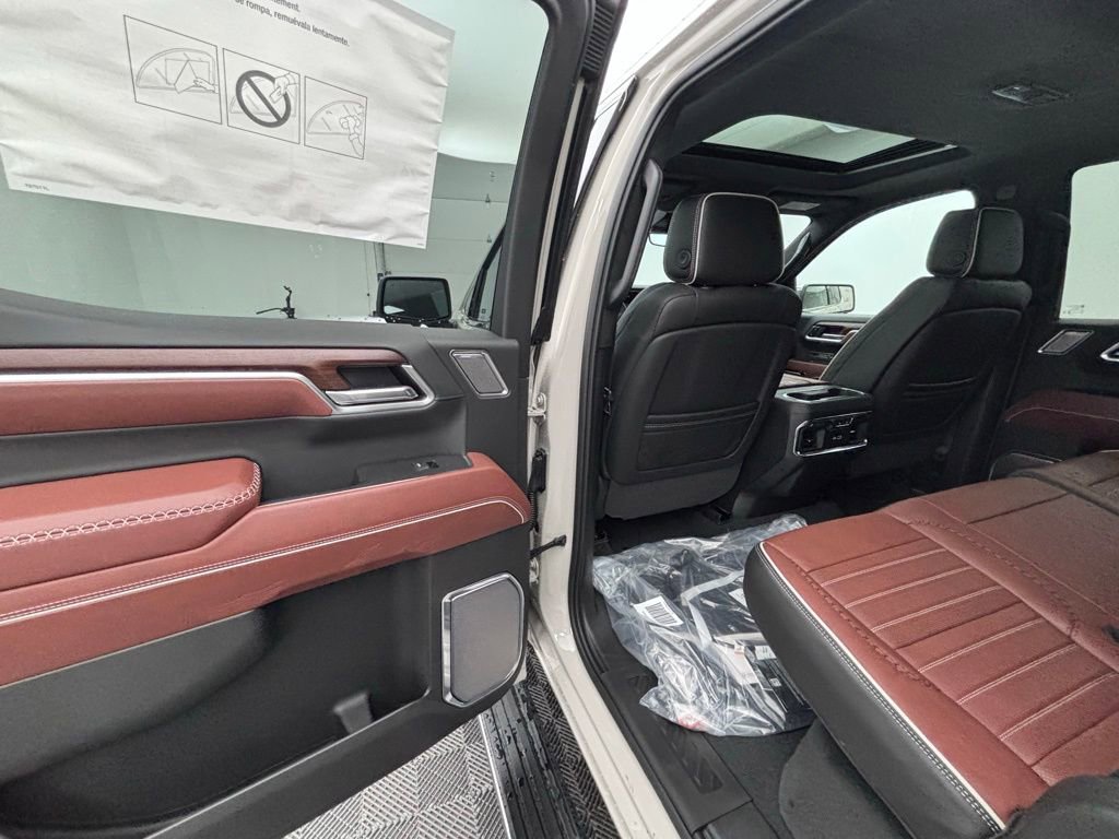 New 2026 GMC Sierra 1500 Denali Ultimate w/ LPO, Black Badging Package image 45