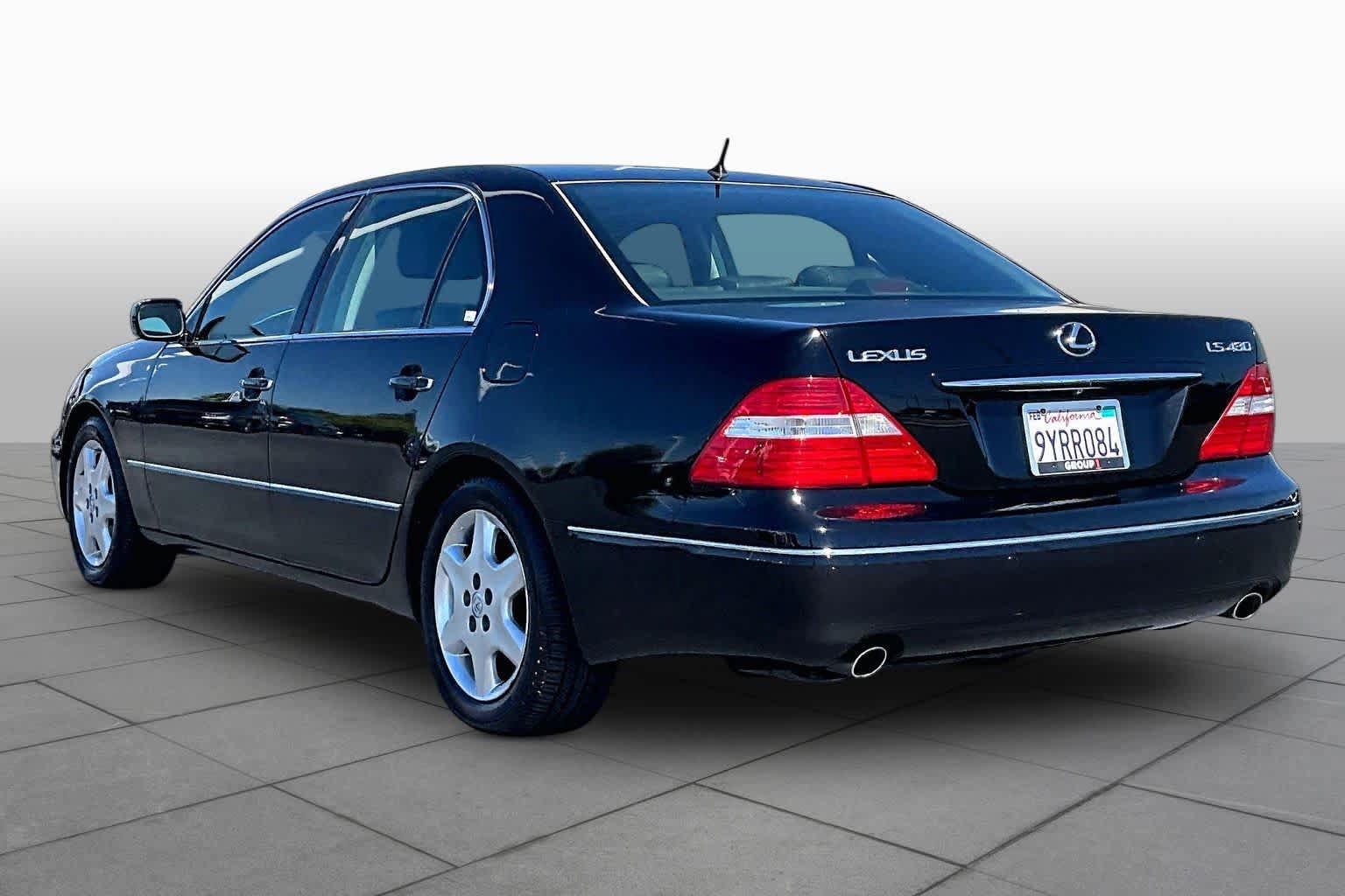 Used 2004 Lexus LS 430 RWD image 11