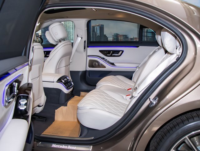New 2026 Mercedes-Benz S 580 4MATIC Sedan image 24