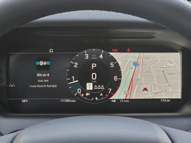 Used 2025 Land Rover Discovery Sport S image 11