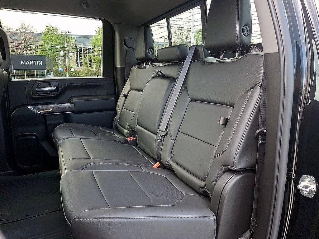 Used 2022 Chevrolet Silverado 2500 LTZ w/ LTZ Premium Package AWD/4WD image 10