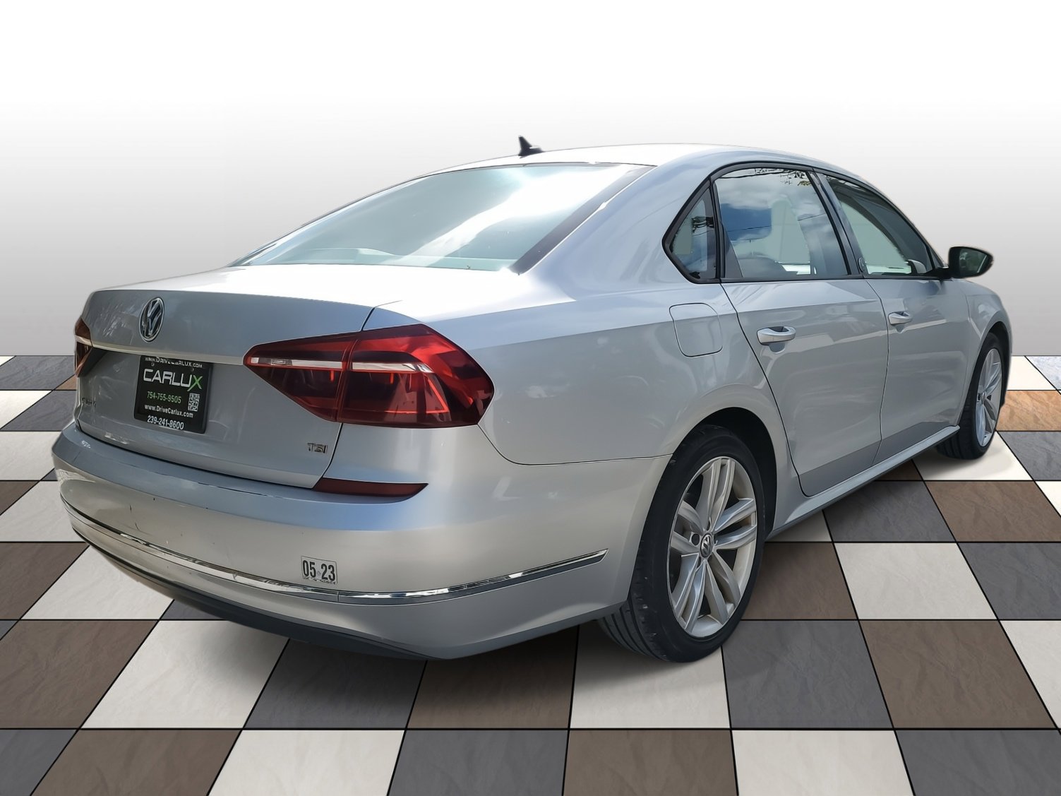 Used 2019 Volkswagen Passat 2.0T Wolfsburg image 10