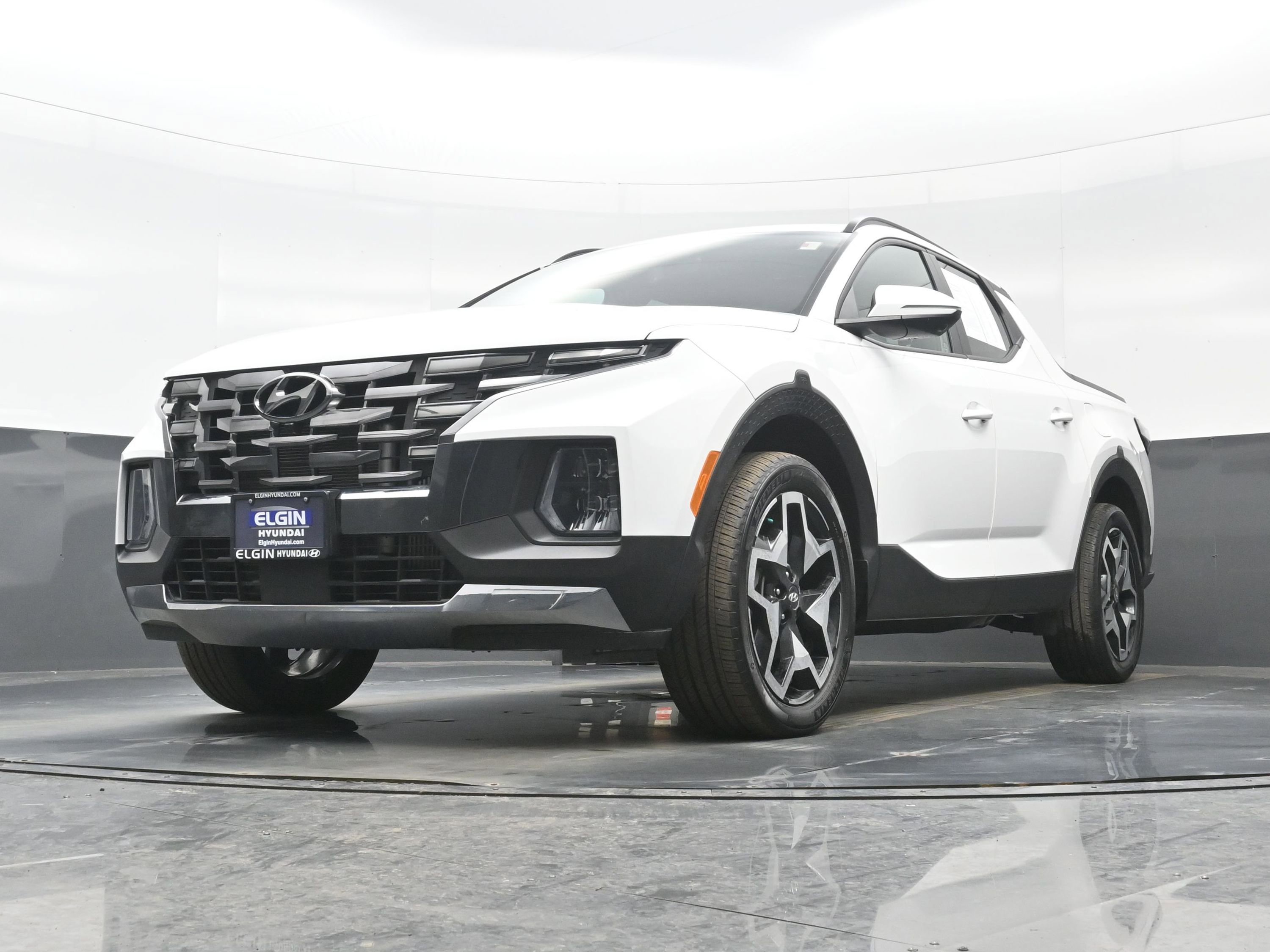 Certified 2023 Hyundai Santa Cruz Limited w/ Winter Package image 27