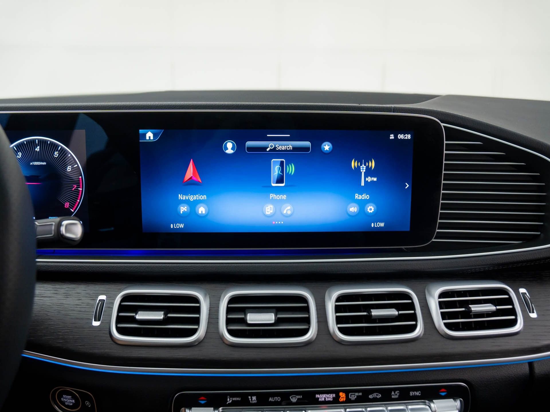 New 2026 Mercedes-Benz GLS 580 4MATIC image 24