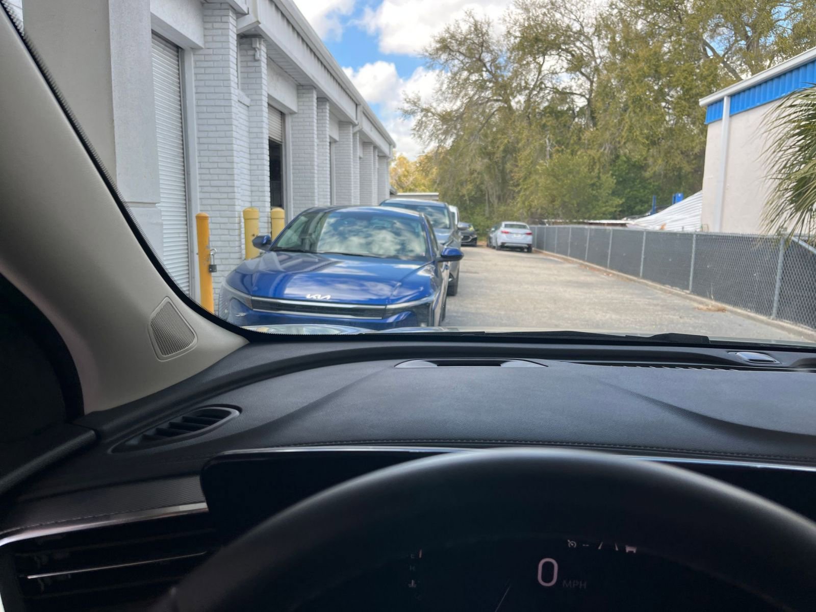 Used 2025 Buick Encore GX Preferred image 34