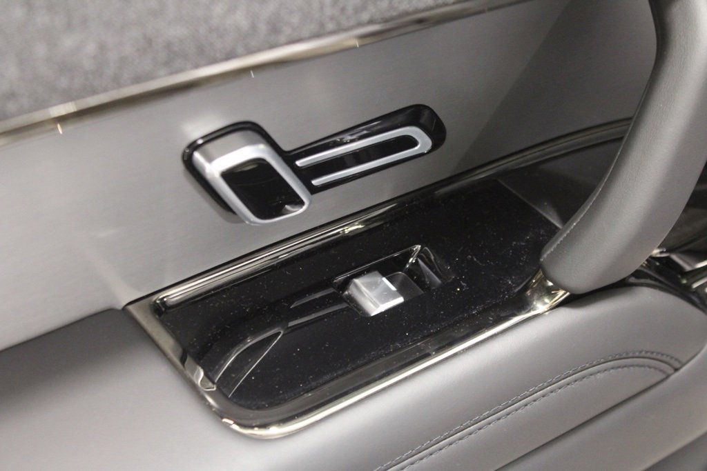 Used 2025 Land Rover Range Rover Sport Dynamic SE image 38