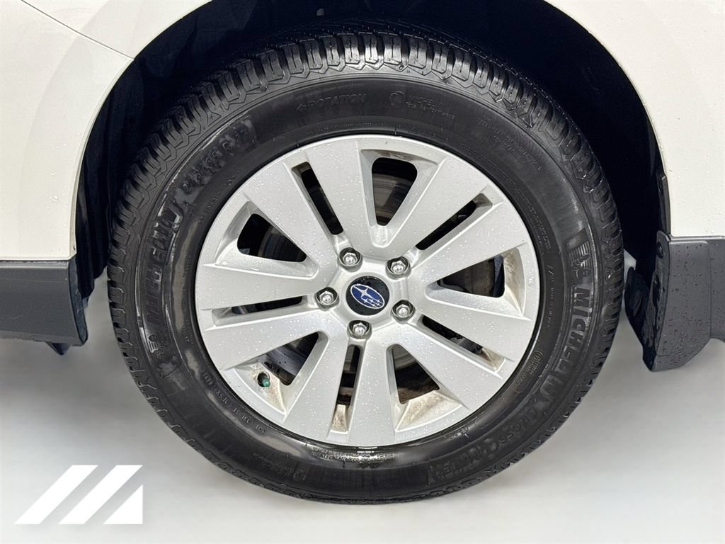 Used 2018 Subaru Outback 2.5i Premium AWD/4WD image 32