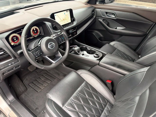 Used 2021 Nissan Rogue Platinum AWD/4WD image 11