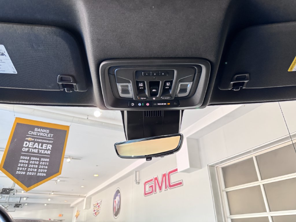 Certified 2023 Chevrolet Silverado 1500 High Country w/ High Country Premium Package AWD/4WD image 29