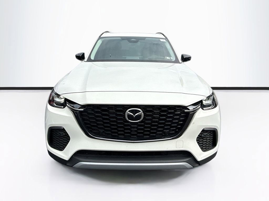 Used 2025 MAZDA CX-70 Plug-In Hybrid w/ Premium Pkg image 2