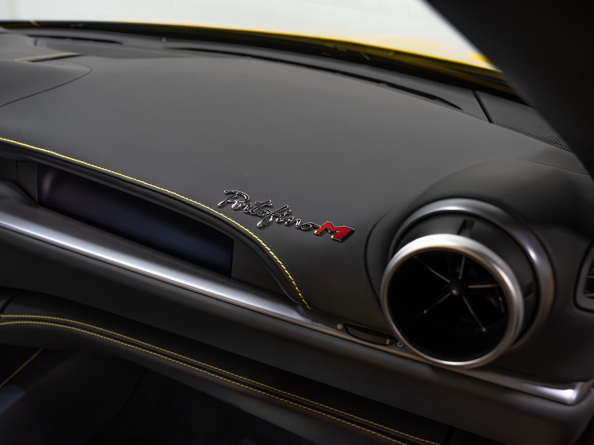 Used 2023 Ferrari Portofino M RWD image 78