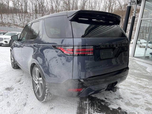 Used 2024 Land Rover Discovery Dynamic SE image 3