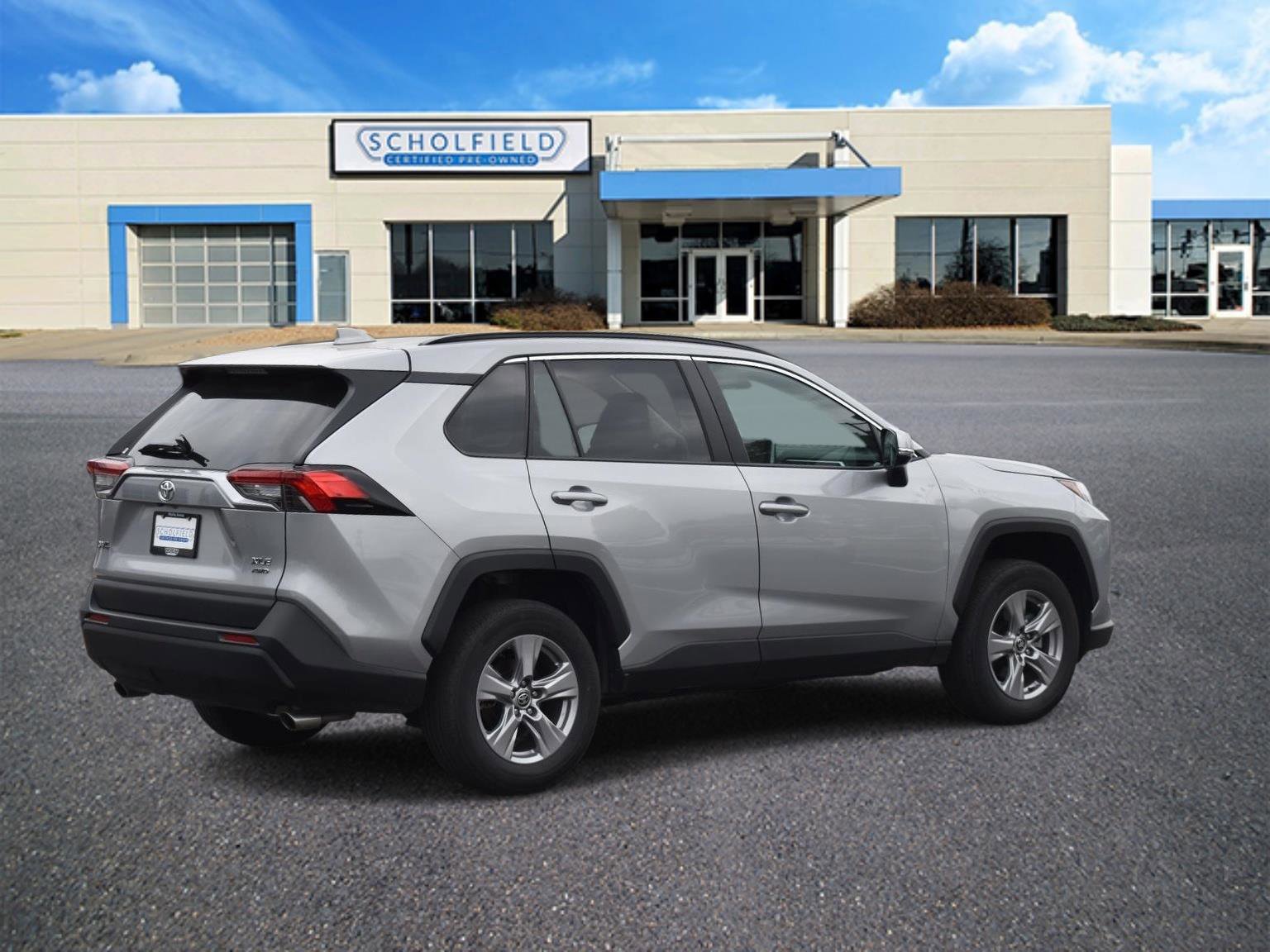 Used 2025 Toyota RAV4 XLE w/ Convenience Package AWD/4WD image 3