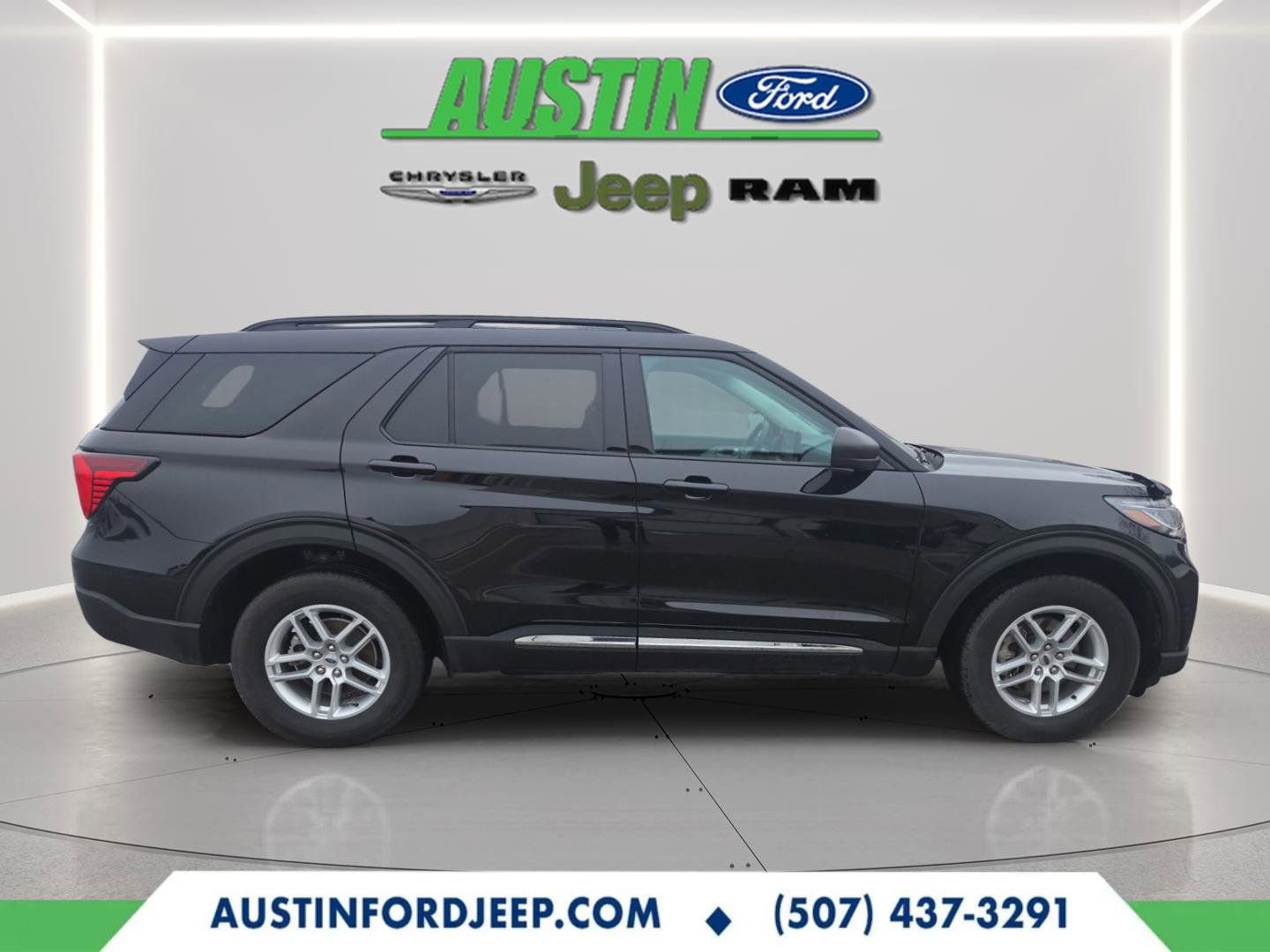 Used 2025 Ford Explorer Active image 6