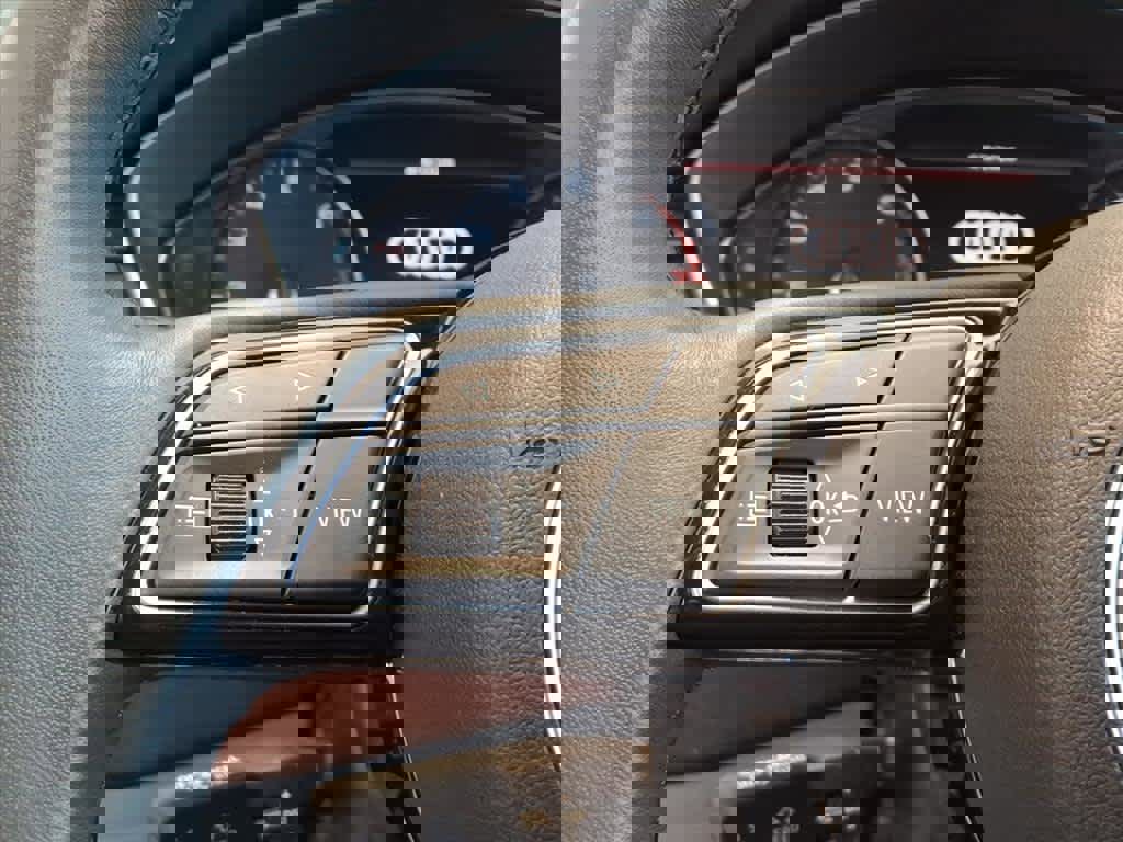 Used 2023 Audi A4 2.0T Premium w/ Convenience Package image 15