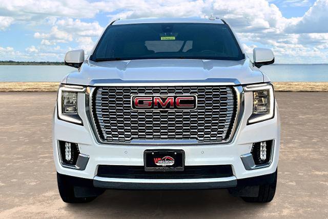 Used 2021 GMC Yukon Denali w/ Denali Premium Package image 2
