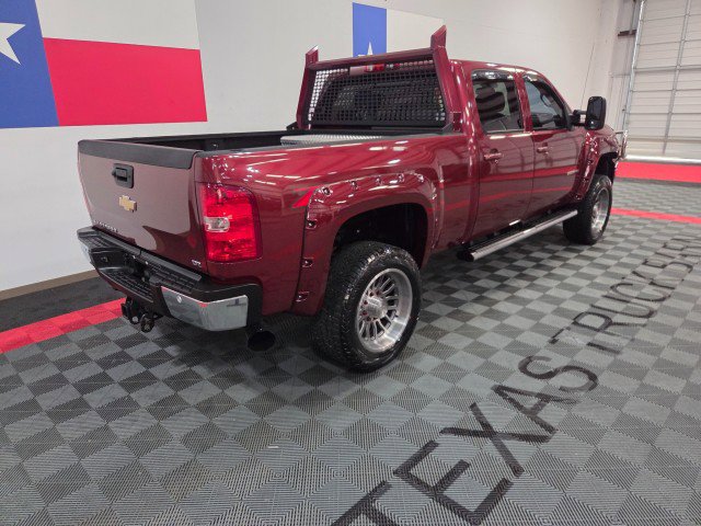 Used 2013 Chevrolet Silverado 2500 LTZ w/ LTZ Plus Package image 19