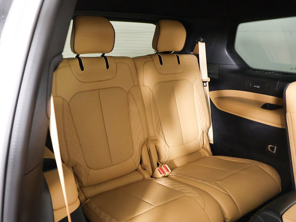 Used 2024 Jeep Grand Cherokee L Summit w/ Advanced Protech Group IV image 41