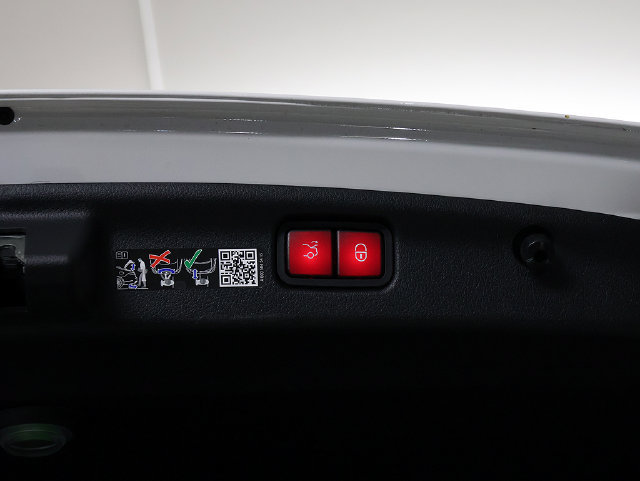 Certified 2026 Mercedes-Benz C 43 AMG 4MATIC Sedan image 34