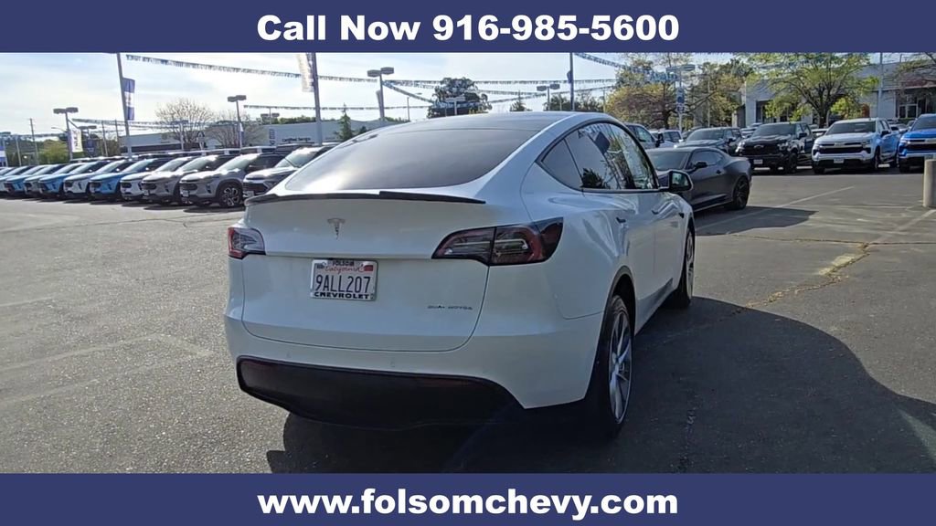 Used 2022 Tesla Model Y Long Range AWD/4WD image 10