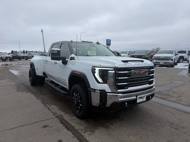 Used 2024 GMC Sierra 3500 SLT image 3