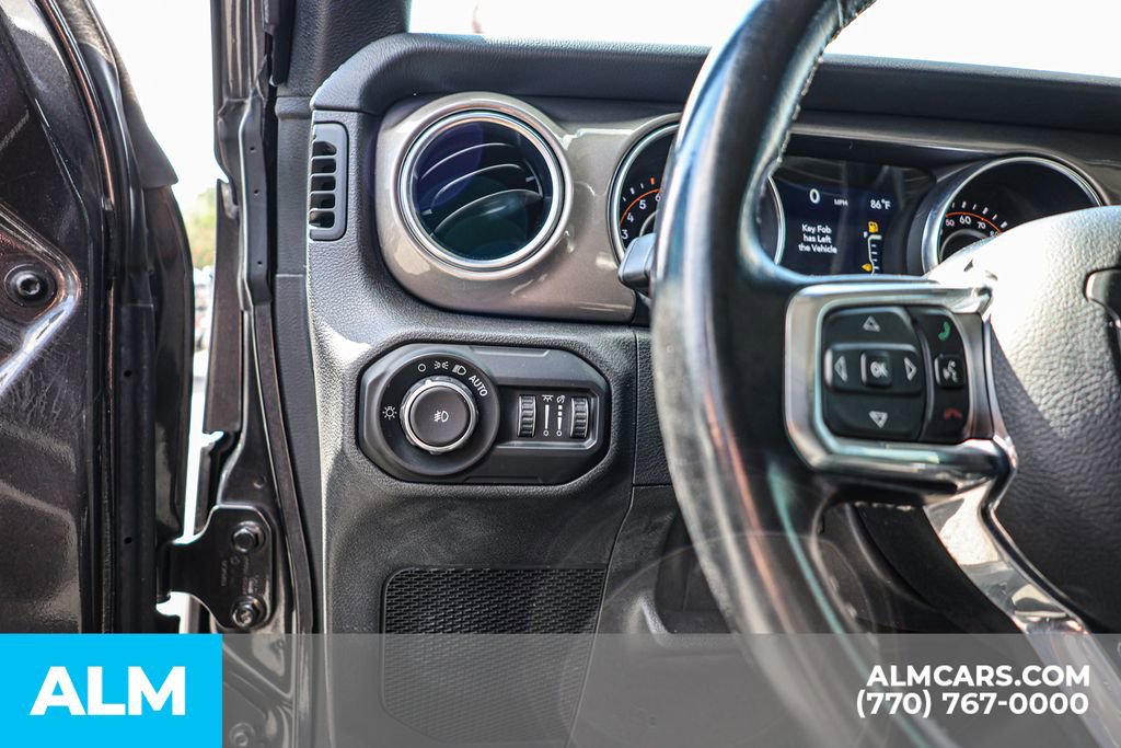 Used 2021 Jeep Wrangler Unlimited Sahara image 27