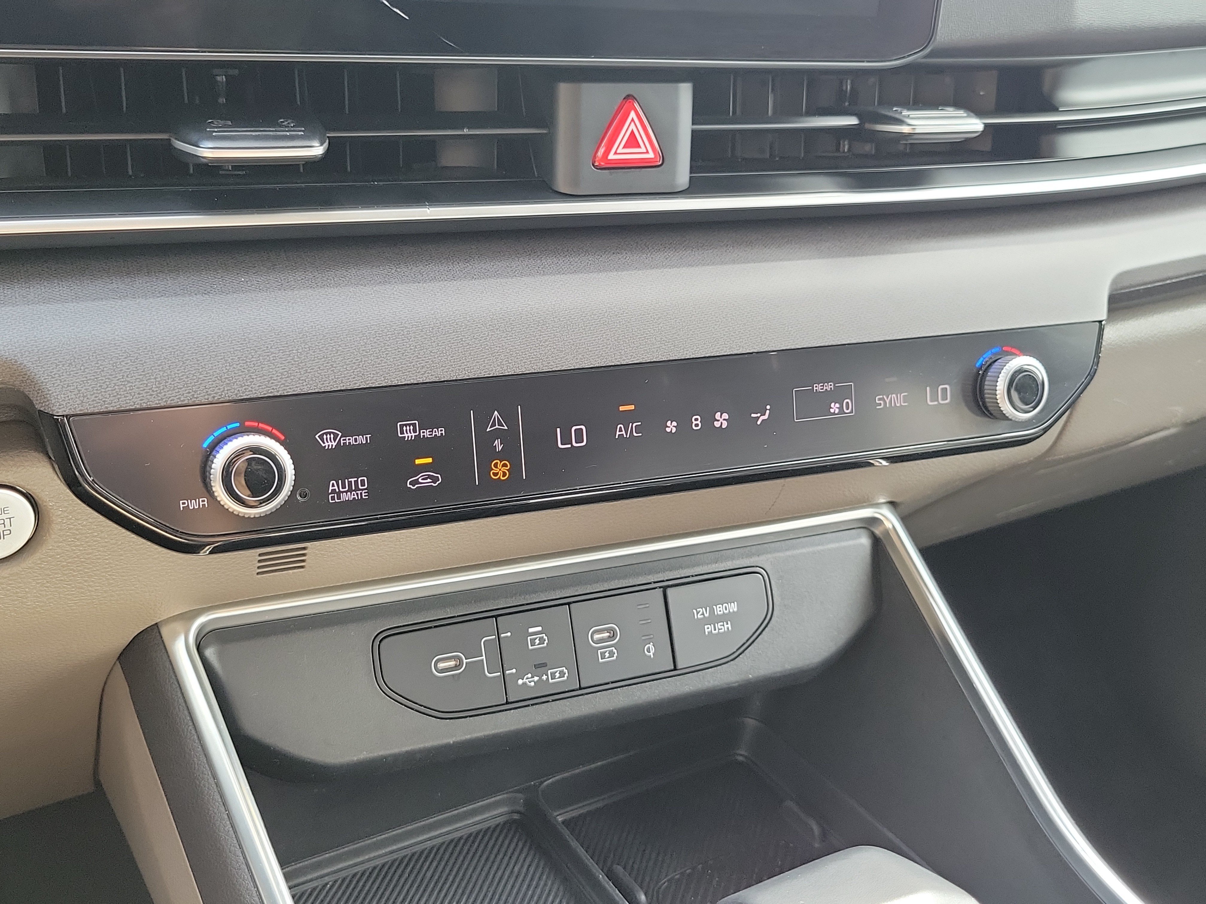 Certified 2025 Kia Carnival EX FWD image 34