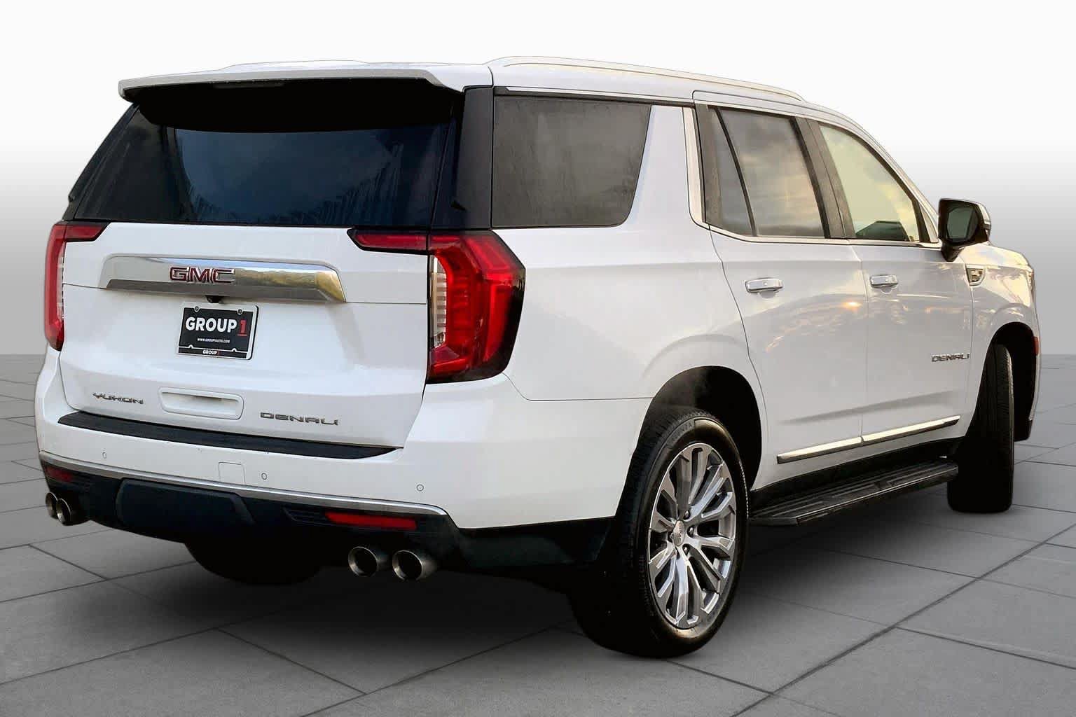 Used 2022 GMC Yukon Denali RWD image 11