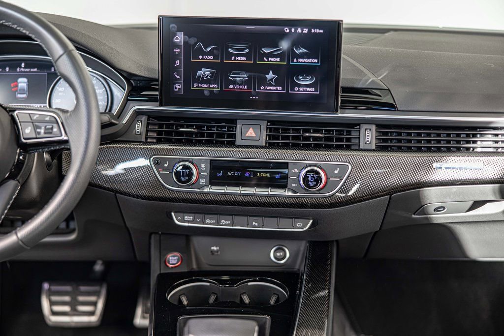 Used 2023 Audi S4 Premium w/ Convenience Package image 36