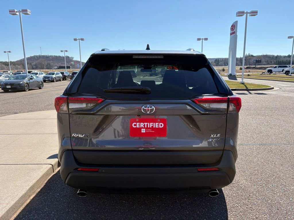 Certified 2025 Toyota RAV4 XLE AWD/4WD image 3